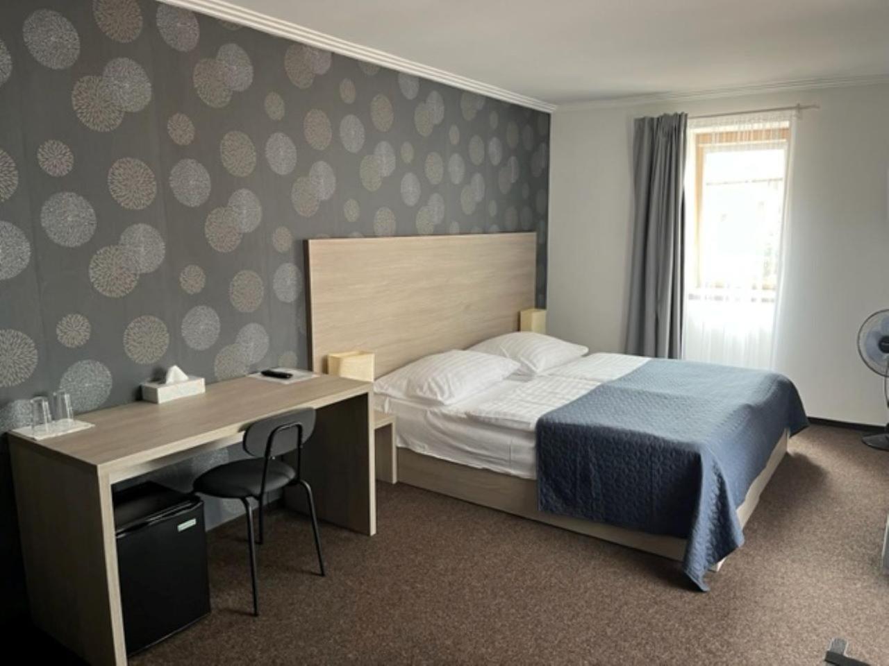 Hotel U Dvou Medvidku Chomutov Buitenkant foto